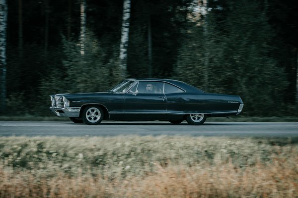 Voitures berlines : comparatif des modèles diesel, essence et électrique